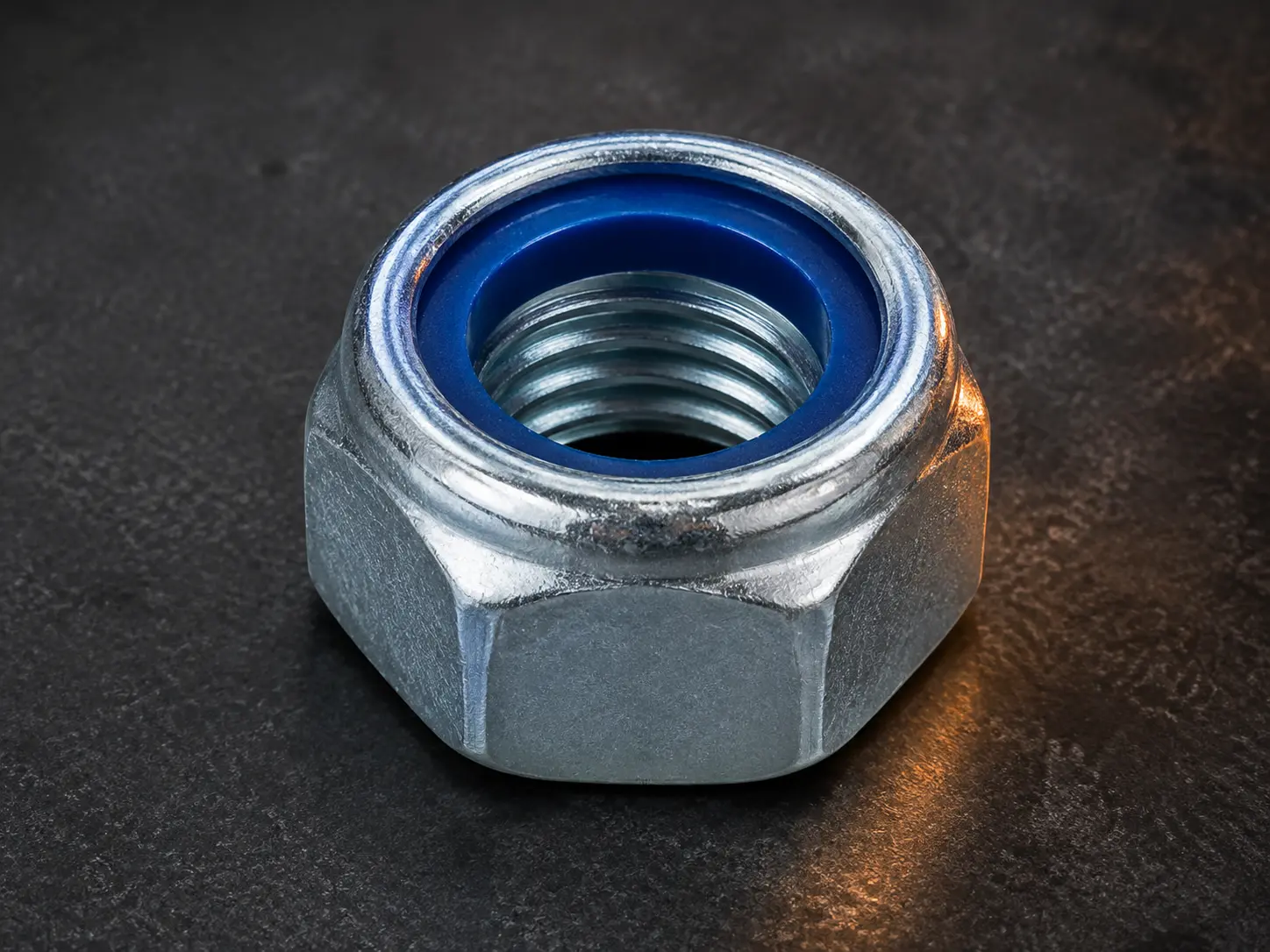 Écrou freiné — bague nylon