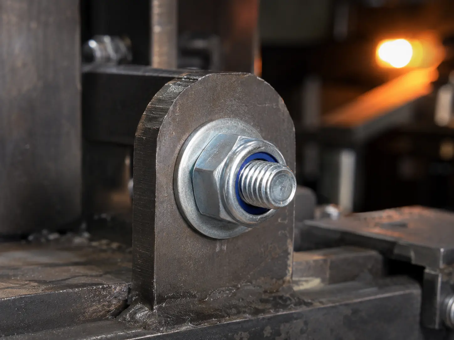 Écrou autofreiné monté sur une machine